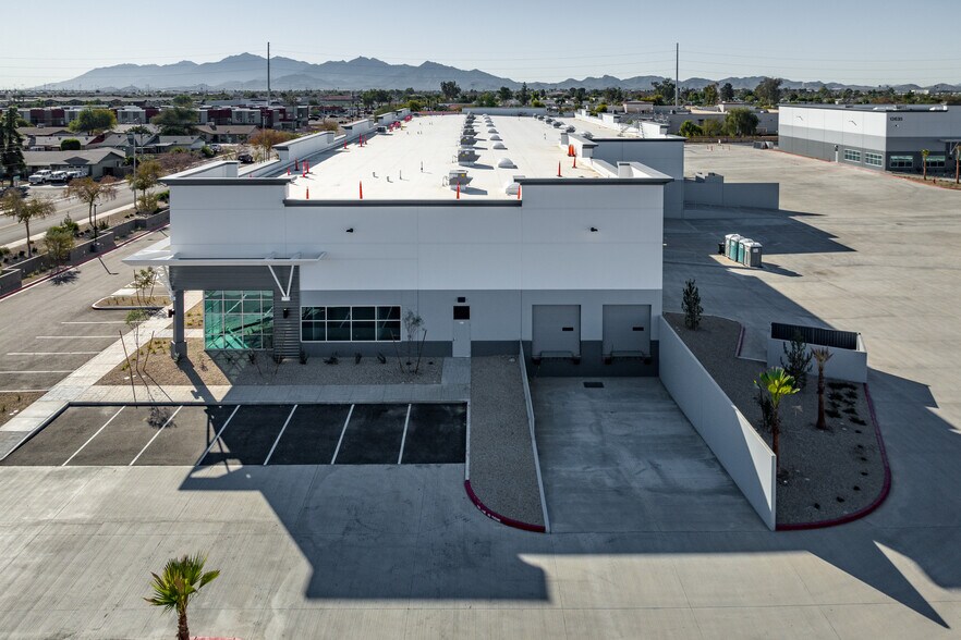 More Photos Of 13550 W Auto Dr, Goodyear Unknown For Lease