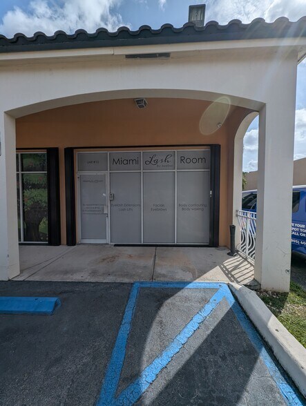 More Photos Of 12975 W Okeechobee Rd, Hialeah General Retail For Lease