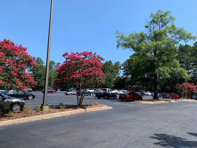 More Photos Of 3801 Wake Forest Rd, Raleigh Medical For Lease