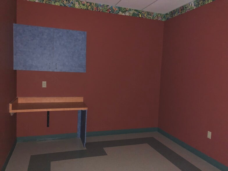More Photos Of 4101 S Shary Rd, Mission Office For Lease