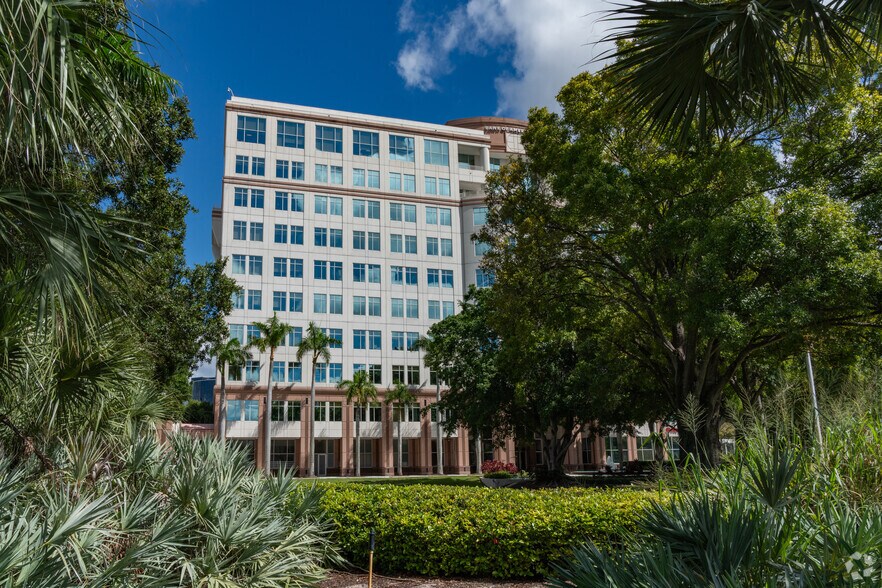 More Photos Of 1 Town Center Rd, Boca Raton Office For Lease