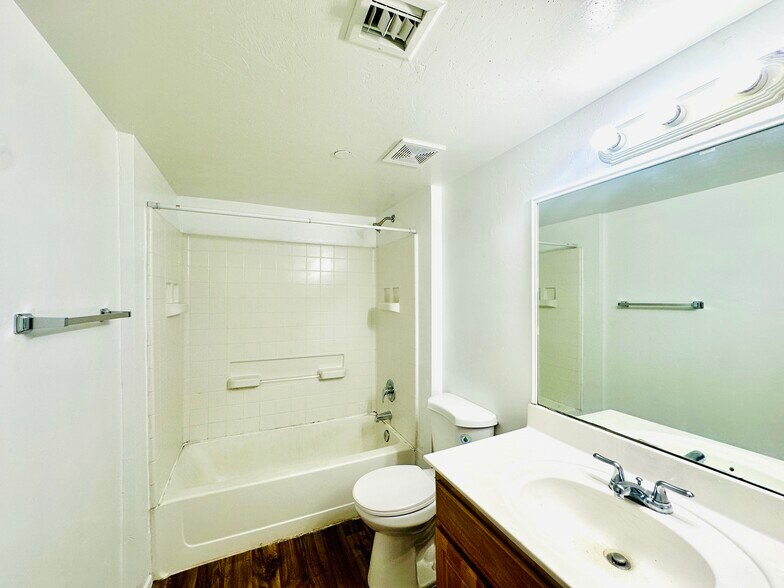 More Photos Of 309-311 W Elm St, Tucson Apartments For Sale