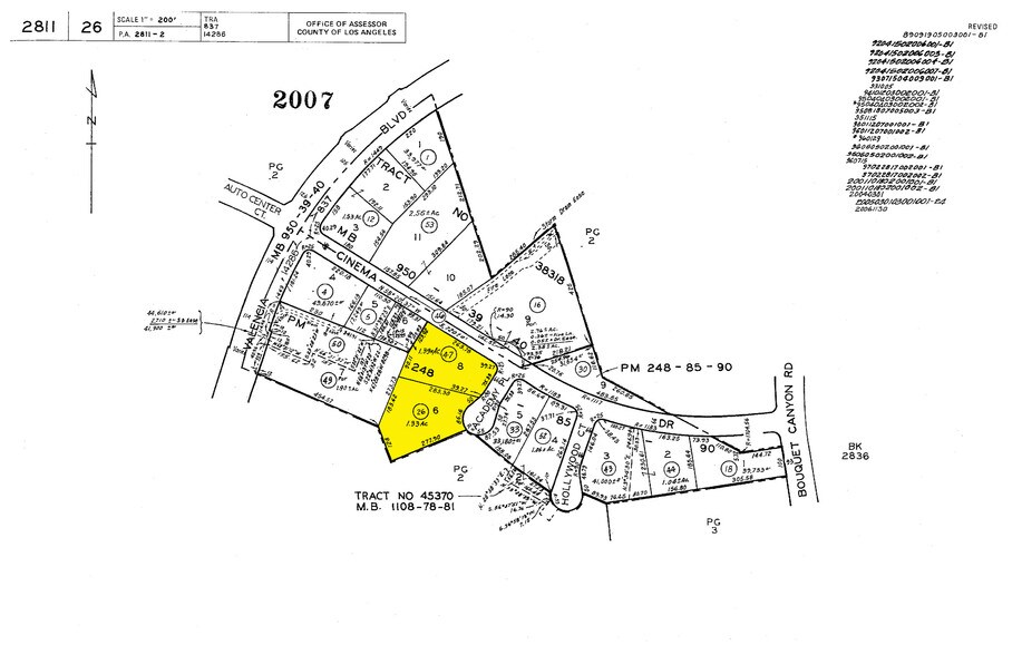 More Photos Of Cinema & Bouquet, Santa Clarita Storefront For Lease