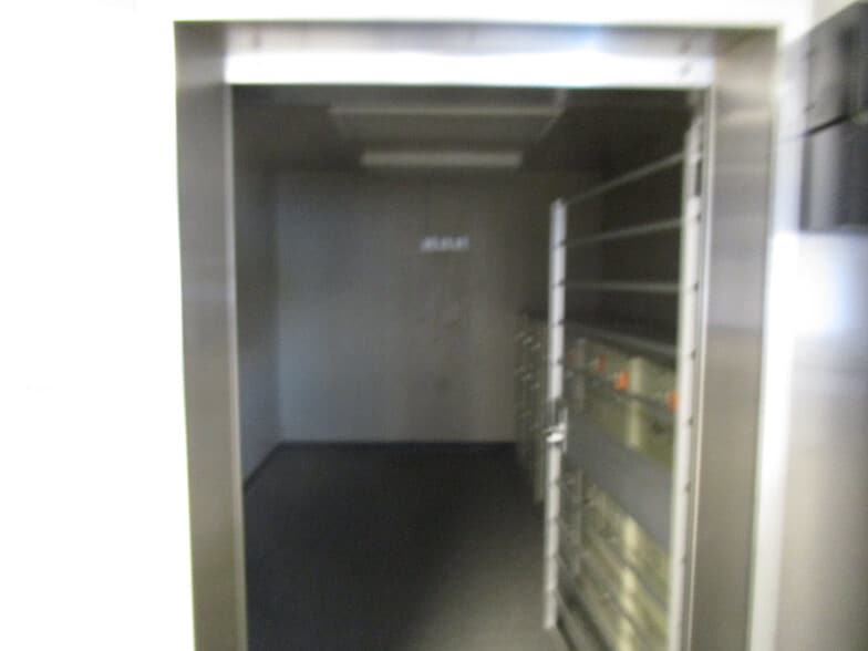 More Photos Of 7127-7133 Riverside Pky, Tulsa Office For Sale