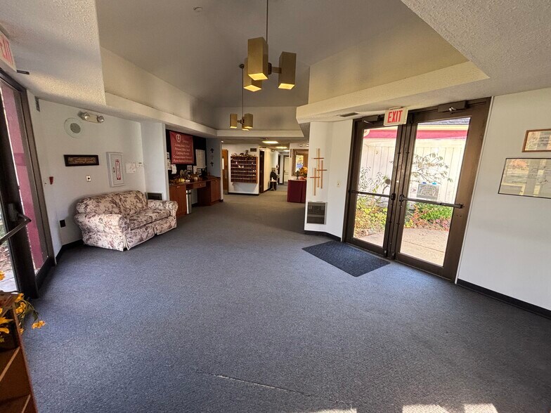 More Photos Of 46001 Warren Rd, Canton Township Religious Facility For Lease