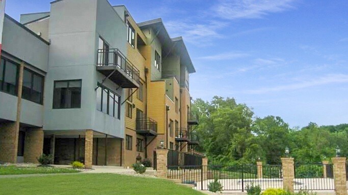 More Photos Of 1803 Ramada Blvd, Collinsville Apartments For Lease