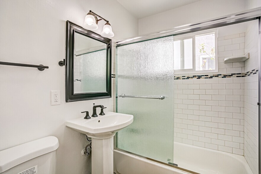 More Photos Of 4119-4123 Kansas St, San Diego Apartments For Sale