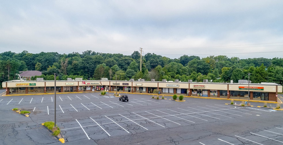 More Photos Of 945 Cromwell Ave, Rocky Hill Storefront For Lease