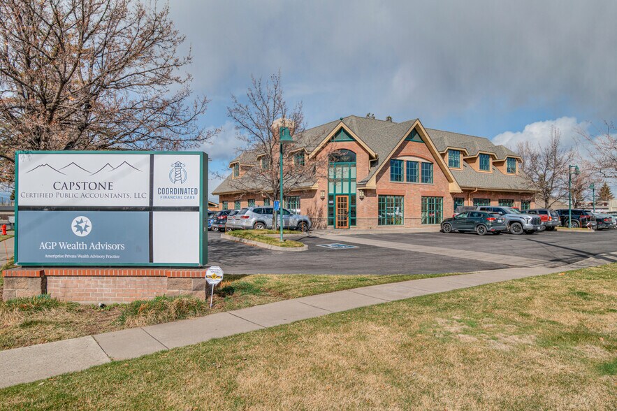 Primary Photo Of 345 SE 3rd St, Bend Office For Sale