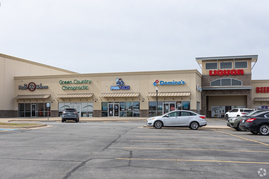 More Photos Of 11550 N 135th East Ave, Owasso Storefront For Sale