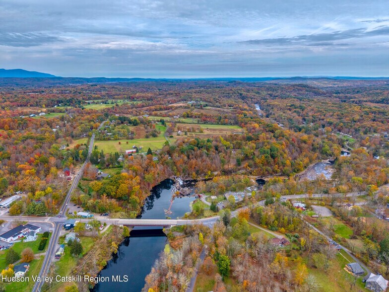 More Photos Of 155 Main St, High Falls Restaurant For Sale