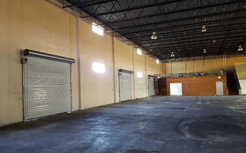 More Photos Of 110-112 W Interlake Blvd, Lake Placid Warehouse For Sale