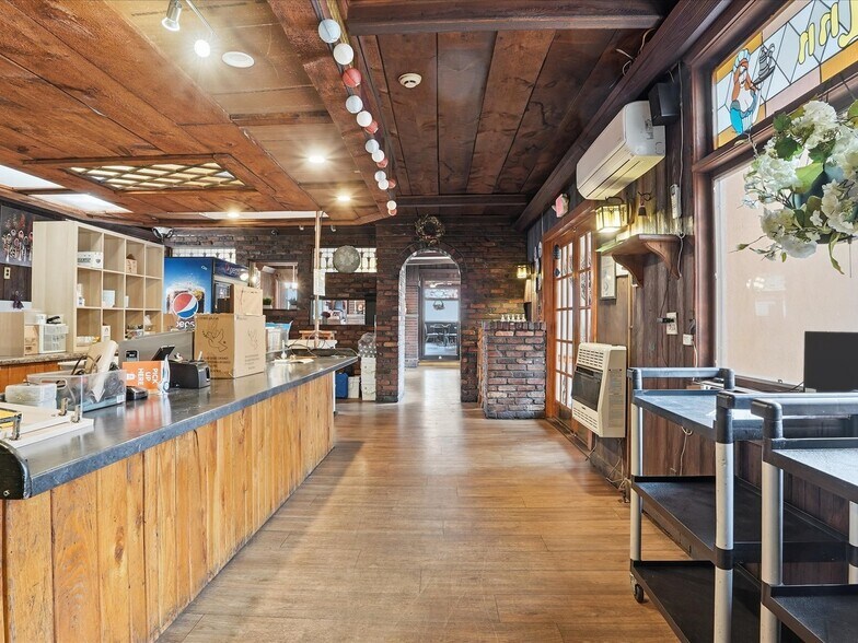 More Photos Of 1874 Route 611, Mount Pocono Restaurant For Sale