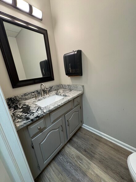 More Photos Of 4466 Darrow Rd, Stow Office For Sale