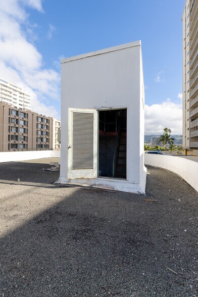 More Photos Of 250 Kapili St, Honolulu Apartments For Sale