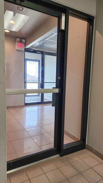 More Photos Of 7986 N Telegraph Rd, Newport Industrial For Sale