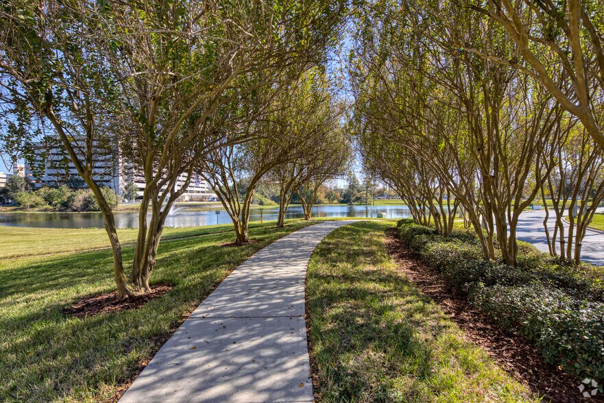 More Photos Of 3101 W Dr Martin Luther King Blvd, Tampa Office For Lease