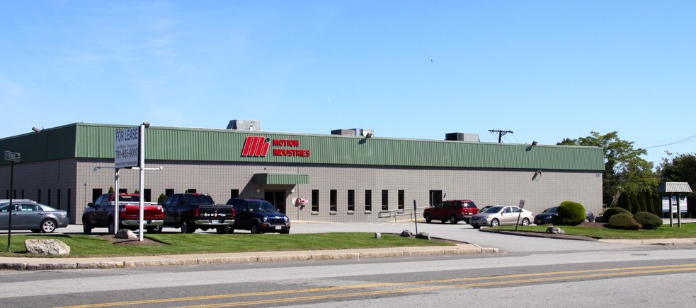 More Photos Of 35 Industrial Pky, Woburn Warehouse For Lease