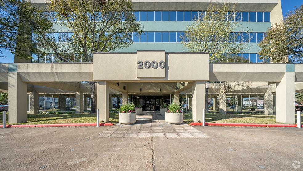 More Photos Of 2000 S Dairy Ashford Rd, Houston Office For Lease