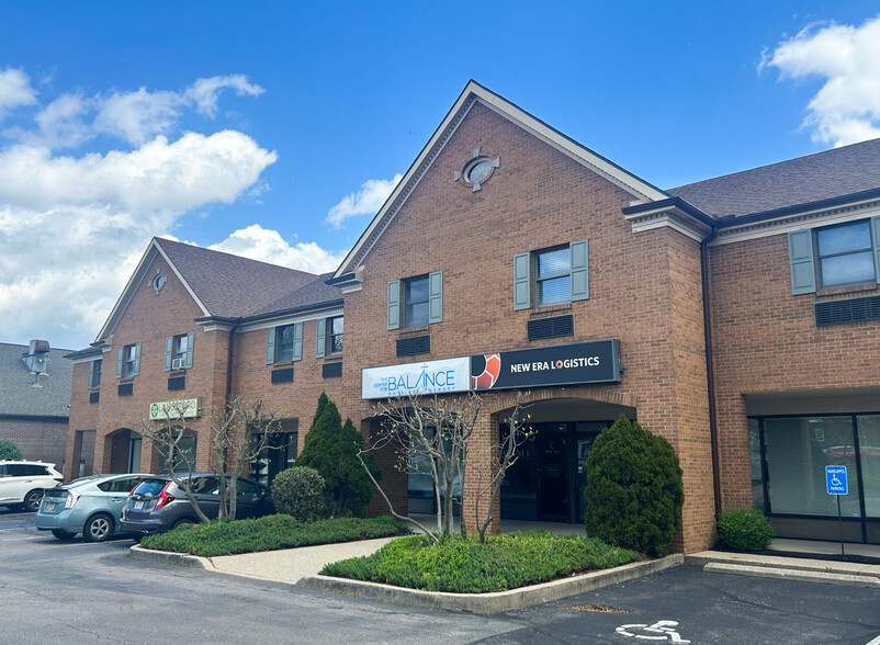 Primary Photo Of 9402-9420 Towne Square Ave, Blue Ash Office For Lease