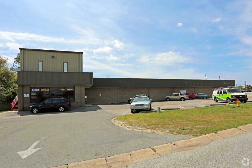 More Photos Of 481 Mary Esther Blvd, Mary Esther Freestanding For Lease