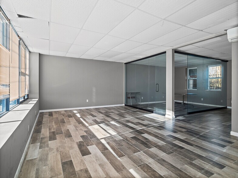 More Photos Of 57 Victory Blvd, Staten Island Storefront Retail Residential For Lease