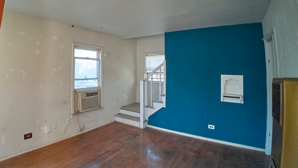 More Photos Of 401 Natalen Ave, San Antonio Multifamily For Sale