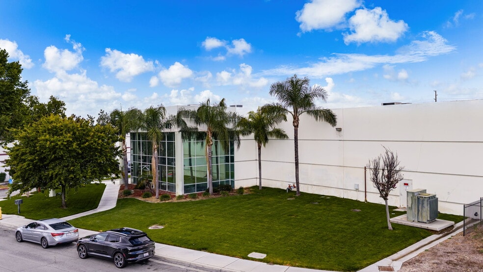 More Photos Of 751 Via Lata, Colton Manufacturing For Sale