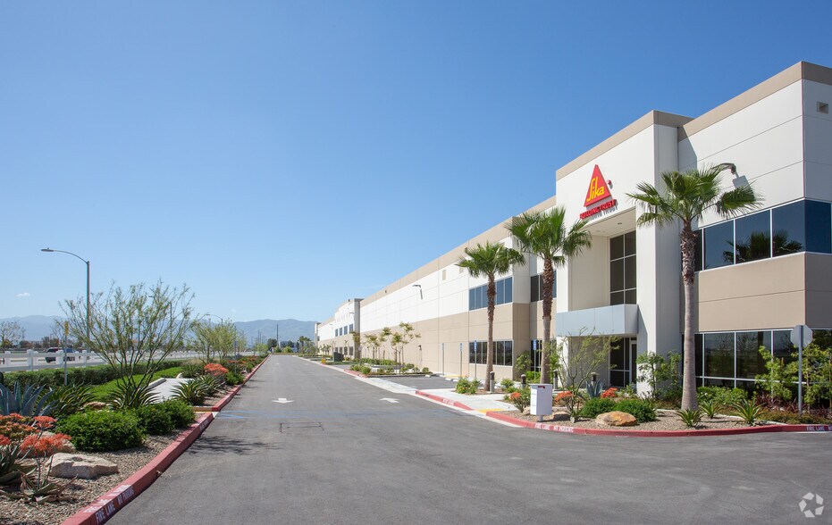 More Photos Of 15616 Euclid Ave, Chino Distribution For Lease