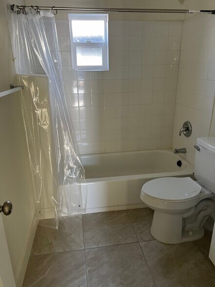 More Photos Of 1323 C St, Las Vegas Multifamily For Sale