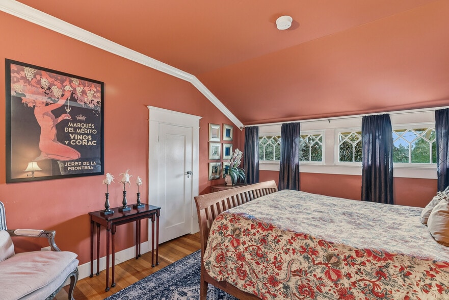 More Photos Of 5186 Gravenstein Hwy S, Sebastopol Restaurant For Sale