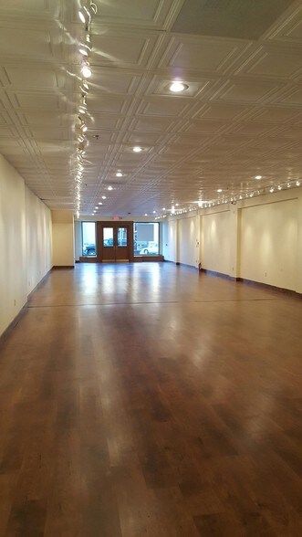 More Photos Of 625 1/2 Main St, Rapid City Office For Lease