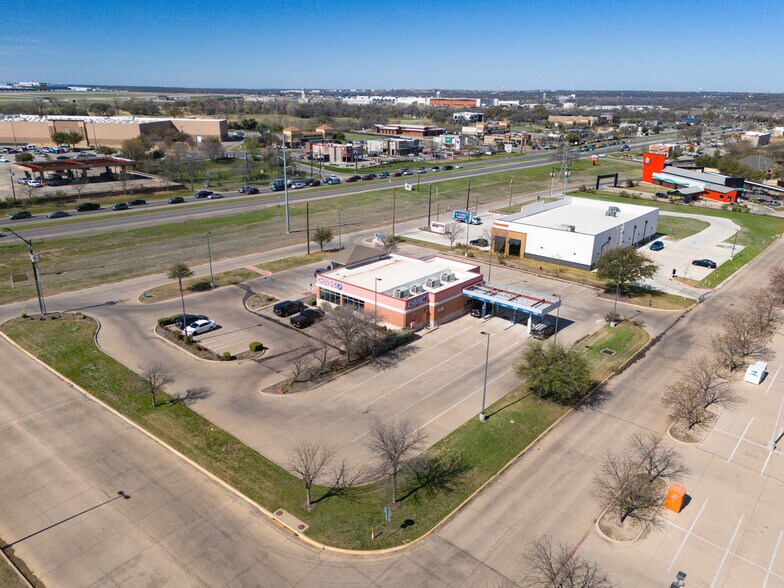 More Photos Of 421 Alta Mere Dr, Fort Worth Bank For Sale