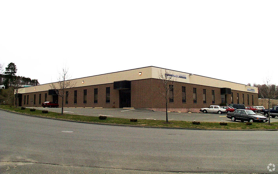 Primary Photo Of 8 Electronics Ave, Danvers Light Manufacturing For Lease