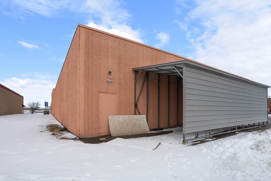 More Photos Of 2401 Highway 13 W, Burnsville Warehouse For Sale