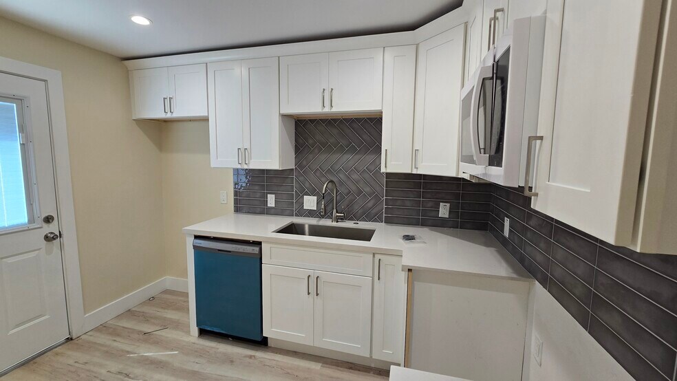 More Photos Of , Houston Multifamily For Sale