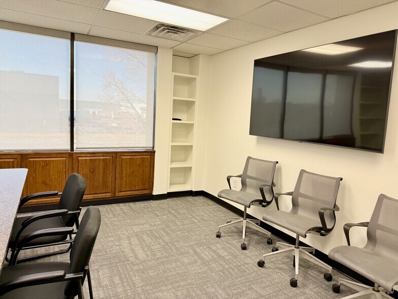 More Photos Of 526 N 400 W, North Salt Lake Office For Sale