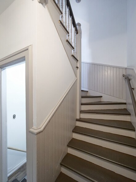 More Photos Of 2312 W 21st St, Chicago Apartments For Sale