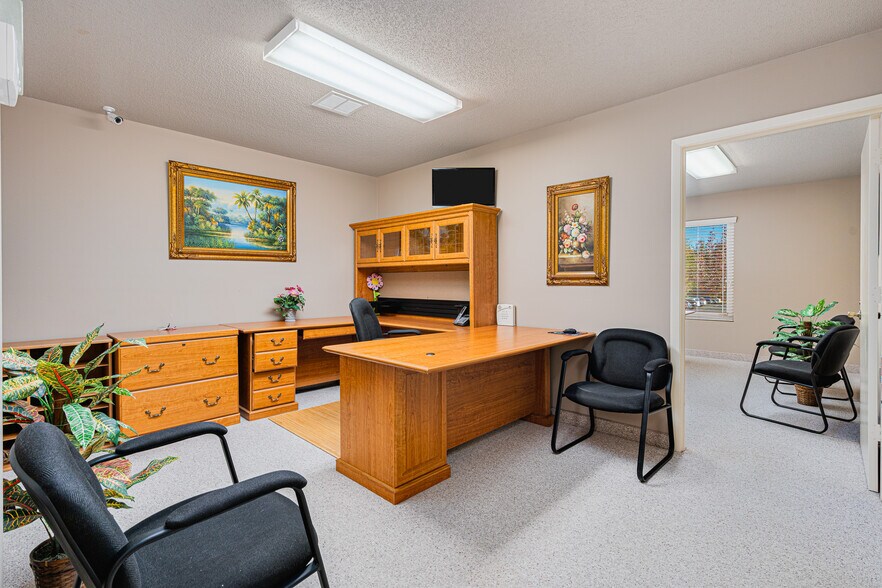 More Photos Of 555 W Granada Blvd, Ormond Beach Medical For Sale