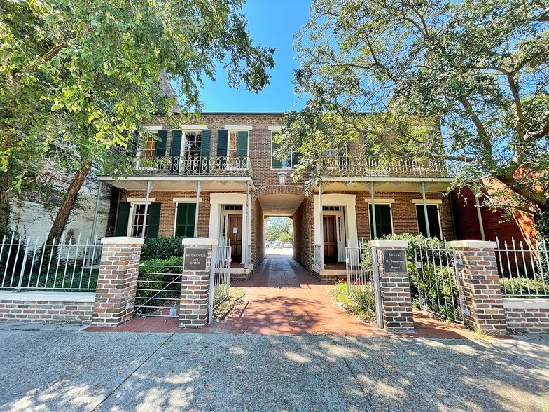 Primary Photo Of 56-58 S Conception St, Mobile Office For Lease