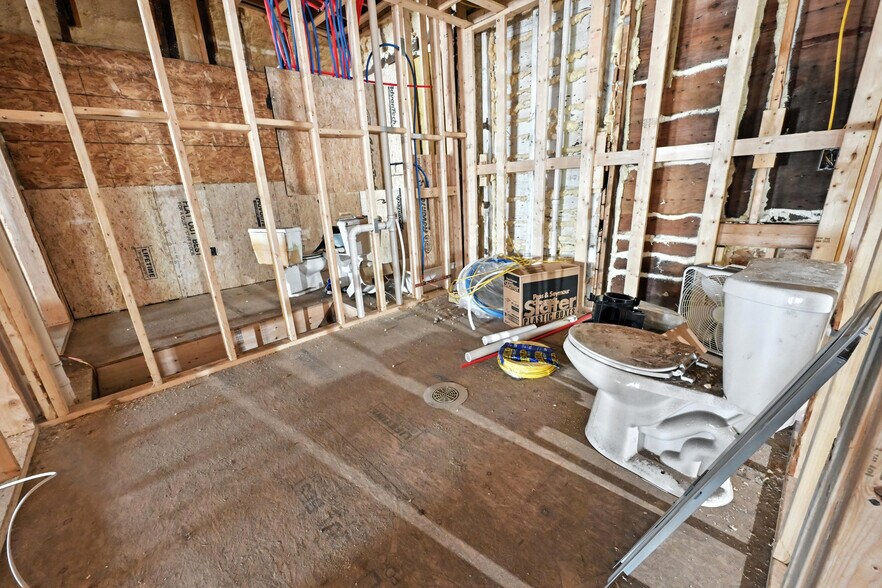 More Photos Of 370 Main St, Wilton Restaurant For Sale