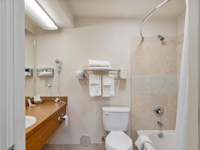 More Photos Of , Hawthorne Hospitality For Sale