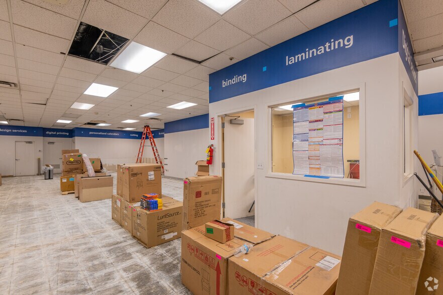 More Photos Of 2800 Power Inn Rd, Sacramento Freestanding For Lease