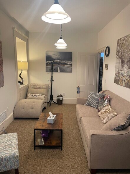 More Photos Of 150 8th St, New Bedford Loft Creative Space For Lease