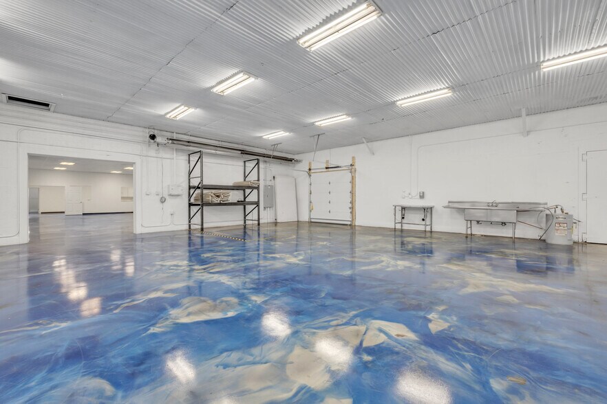 More Photos Of 525 E Railroad Ave, Keenesburg Warehouse For Lease