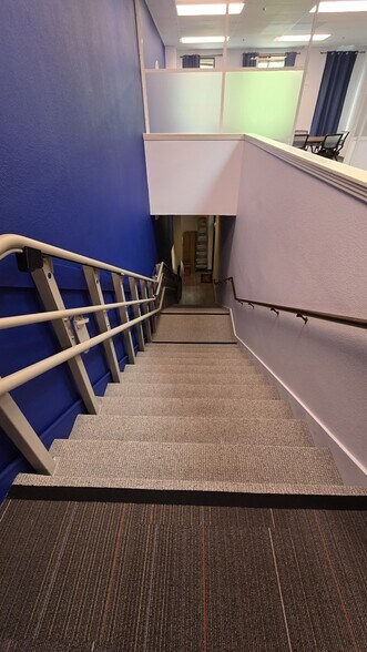 More Photos Of 1521 1/2 Pacific Ave, Santa Cruz Office For Lease