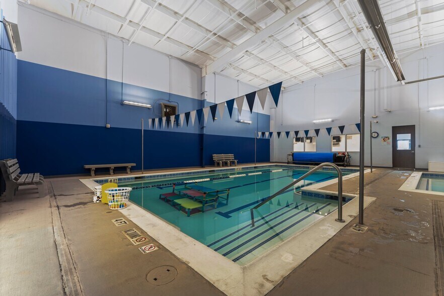 More Photos Of 26447 Hanna Rd, Oak Ridge North Swimming Pool For Sale