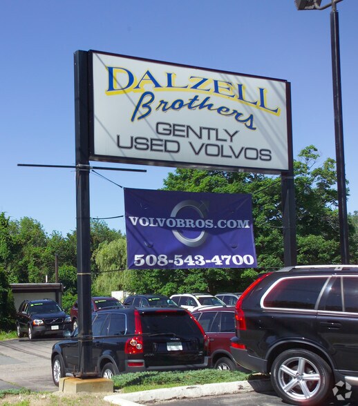 More Photos Of 157 Washington St, Foxborough General Retail For Sale