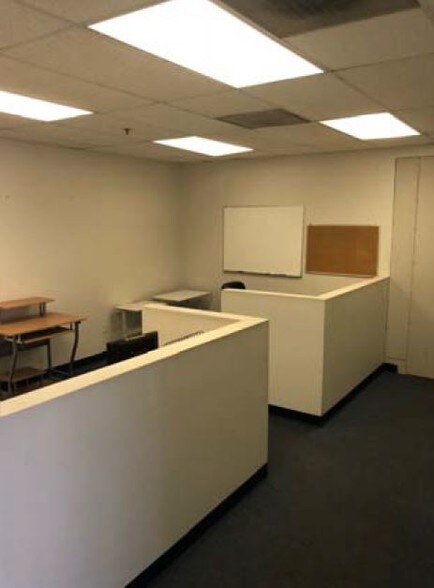 More Photos Of 70 Ethel Rd W, Piscataway Flex For Sale