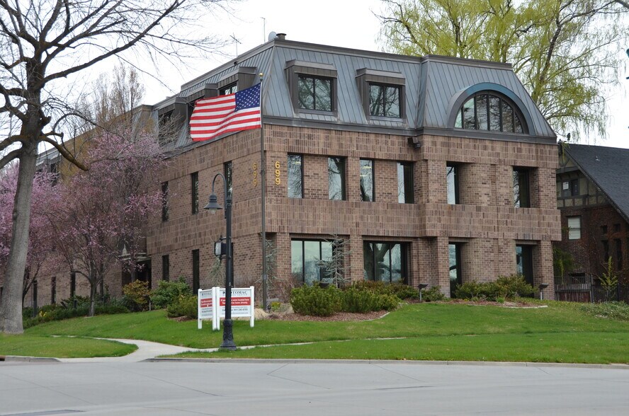 More Photos Of 699 E South Temple, Salt Lake City Medical For Lease